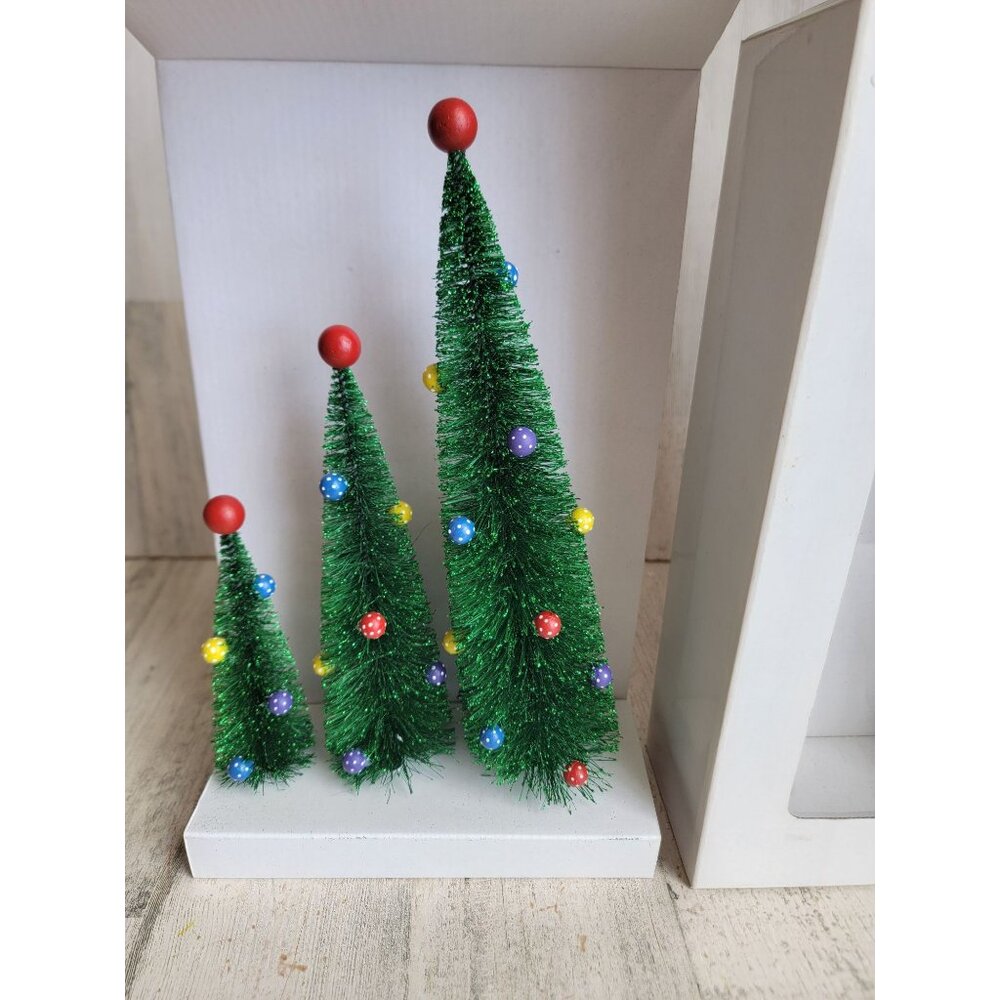 Dept 56 46055 NEW peppermint‎ tree Xmas glitter village accessory